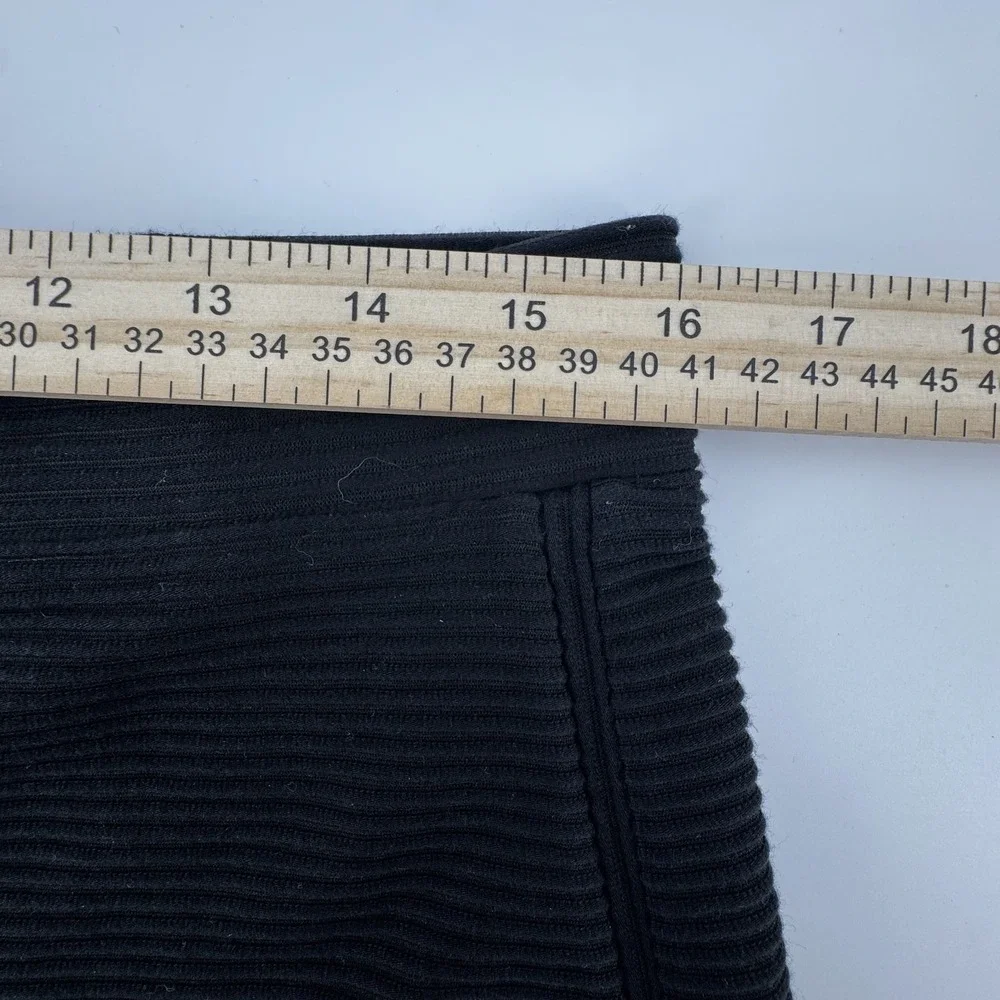 Vince black ribbed